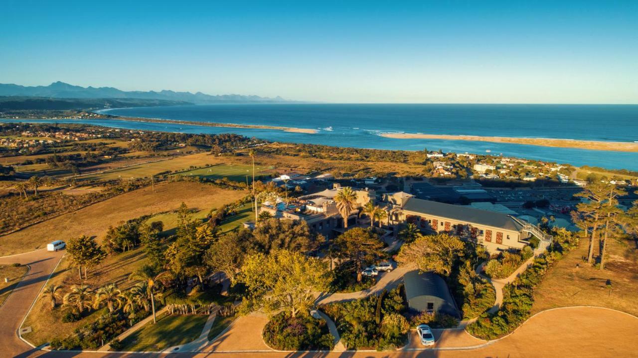 สกายวิลล่า บูทีค โฮเทล เพลตเตนเบิร์กเบย์ ภายนอก รูปภาพ Aerial view of the campus